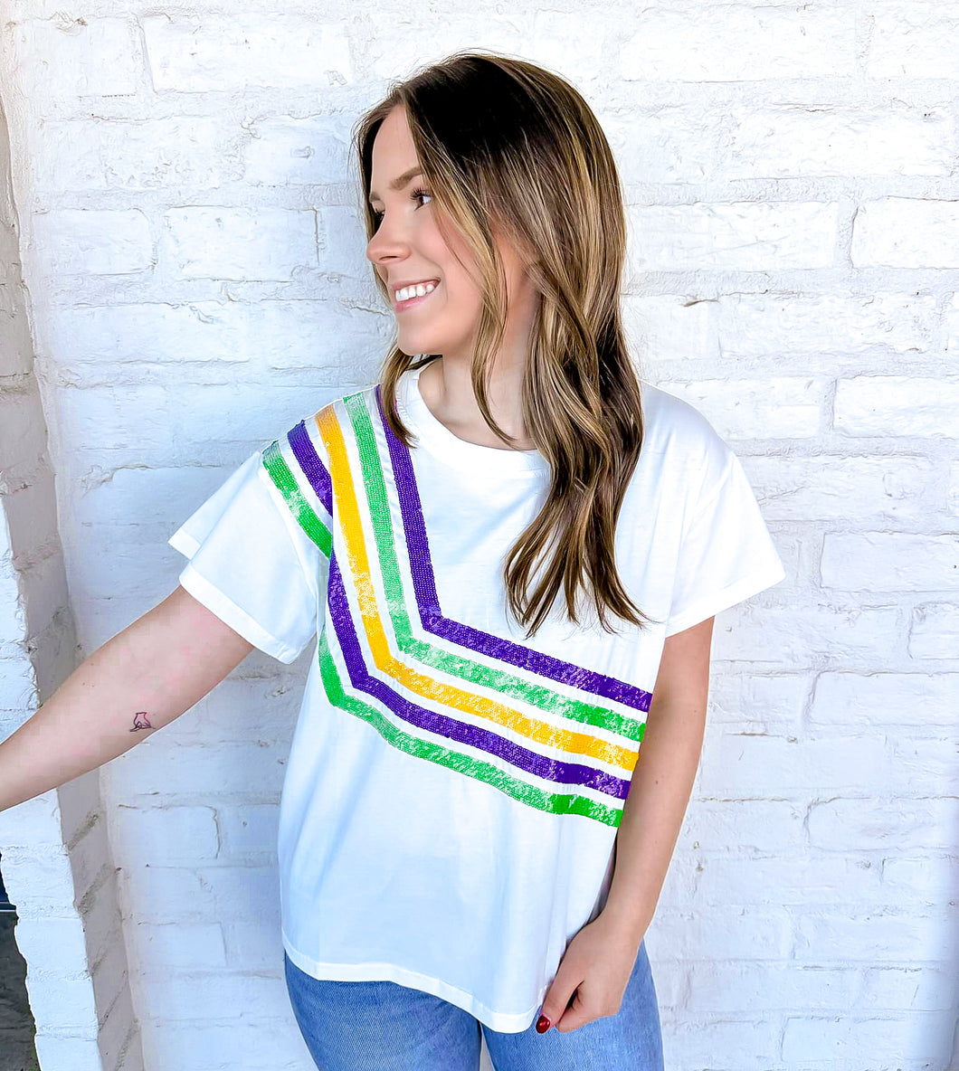 Queen Of Sparkles White Diagonal Mardi Gras Stripe Tee