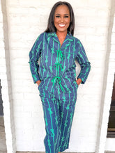 Load image into Gallery viewer, Queen Of Navy Bow Print Pajama Set