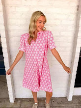 Load image into Gallery viewer, In The Middle Pink Printed Dress