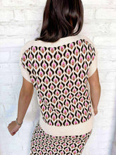 Load image into Gallery viewer, THML Abstract Wonder Cream Sweater