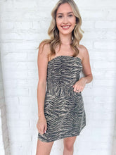 Load image into Gallery viewer, News Flash Tiger Print Denim Dress