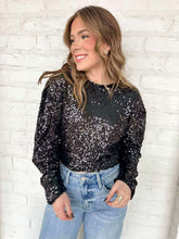 Load image into Gallery viewer, New Year Welcomes Black Top