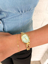 Load image into Gallery viewer, Oval Face Link Chain Bracelet Watch