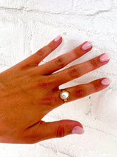 Load image into Gallery viewer, The Pearl Ring