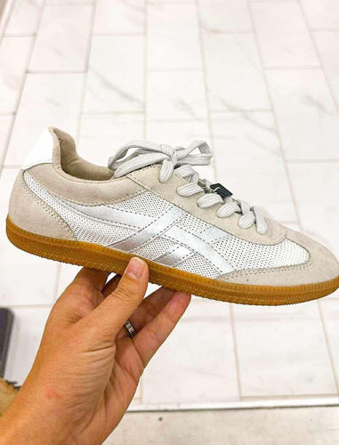 Sasha Silver Sneaker