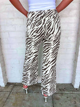 Load image into Gallery viewer, Eye Of The Tiger Ecru Pants