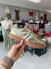 Load image into Gallery viewer, Modern Gold Sneaker