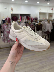 Philly Cream Matisse Sneaker