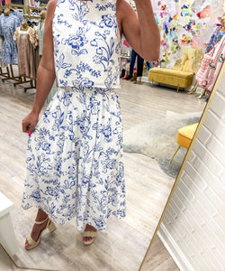 Walk On The Beach Cream And Blue Set
