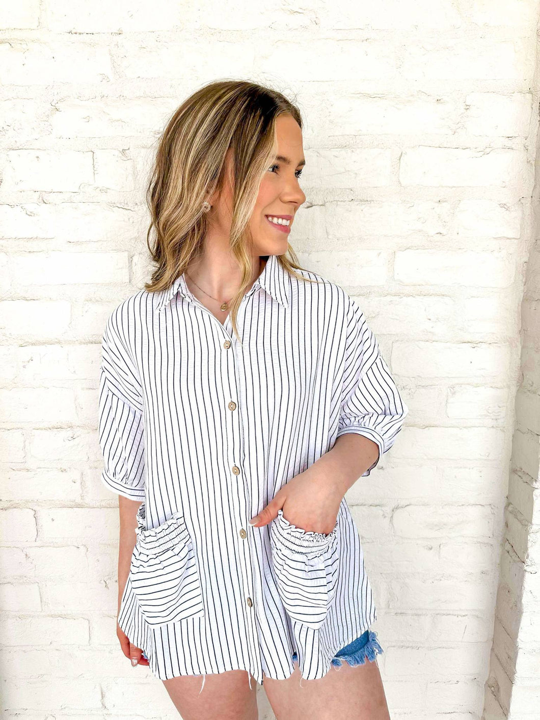 Line Of Sight White Stripe Top