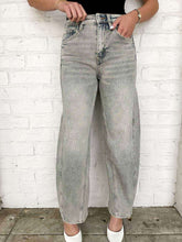 Load image into Gallery viewer, Free Your Mind Super High Rise Barrel Jean