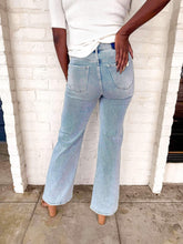 Load image into Gallery viewer, Off The Edge Light Denim Jean