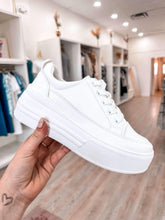 Load image into Gallery viewer, Nettle White Sneaker