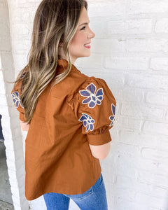 Zone In Caramel Top
