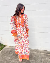 Load image into Gallery viewer, Lay Low Ivory Floral Dress