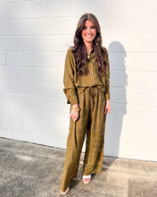 Load image into Gallery viewer, Plenty Of Reasons Olive Set