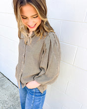 Load image into Gallery viewer, Tell A Lie Light Taupe Top