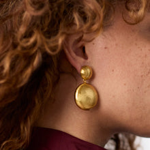 Load image into Gallery viewer, julie vos gold statement earring, gold circle earrings, gold dangle earrings, dressy gold earrings